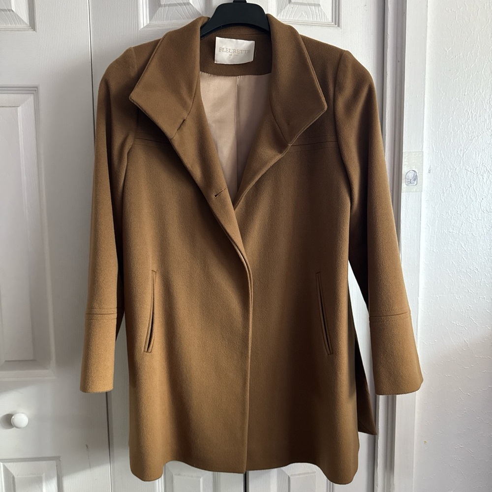 Elegant Tan Women's Trench Coat
